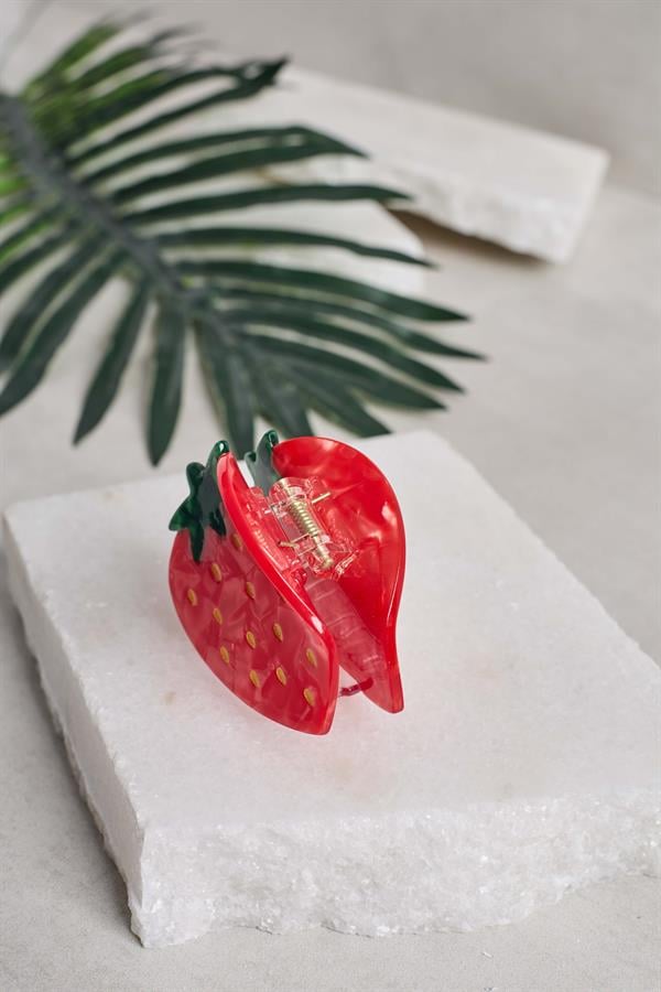 Strawberry Claw
