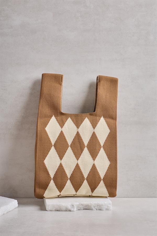 Brown Diamond Patterned Knitted Tote Bag