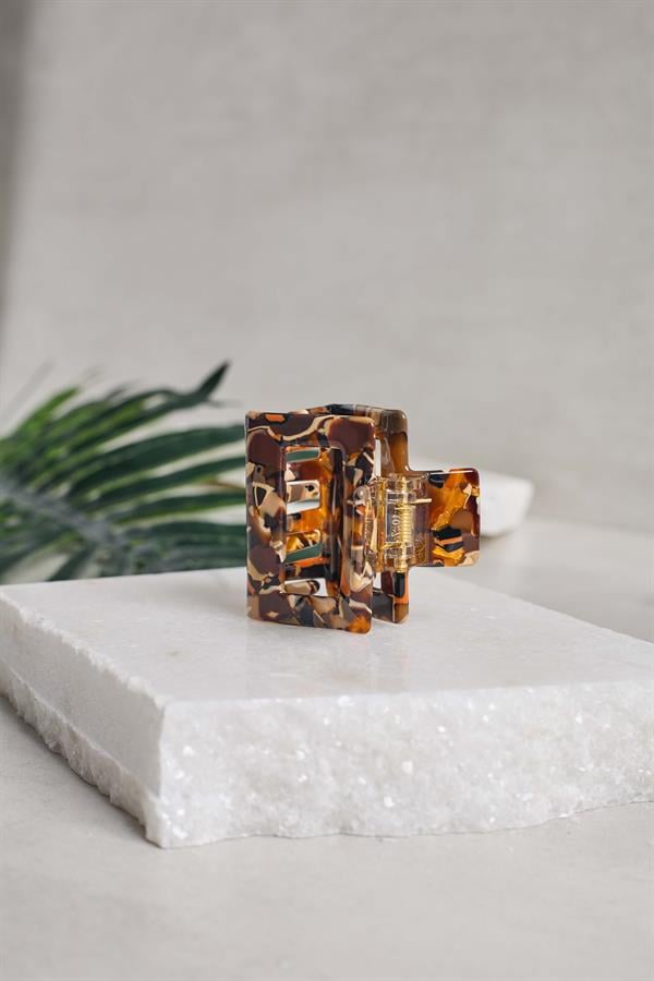 Square Turtle Acetate Claw