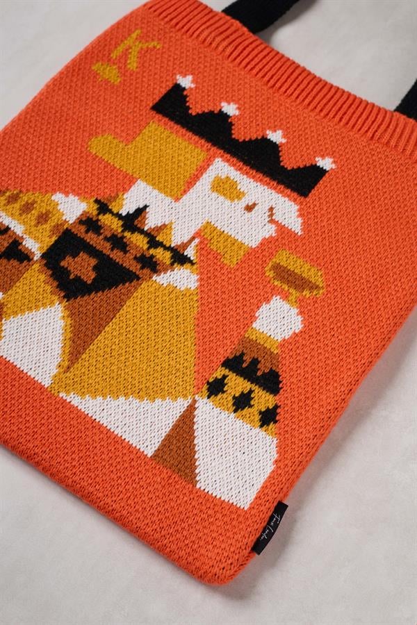 King Knitted Tote Bag
