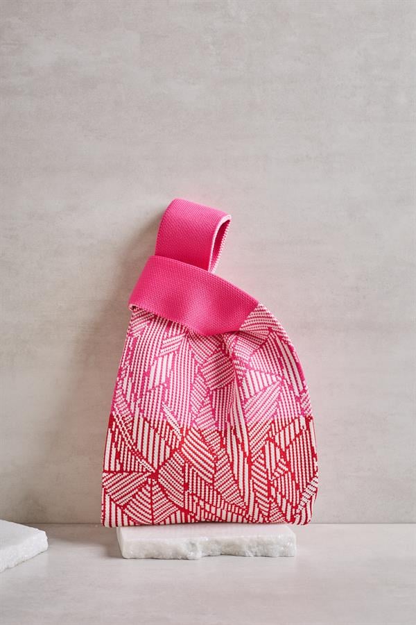 Pink Geometric Pattern Knitted Tote Bag