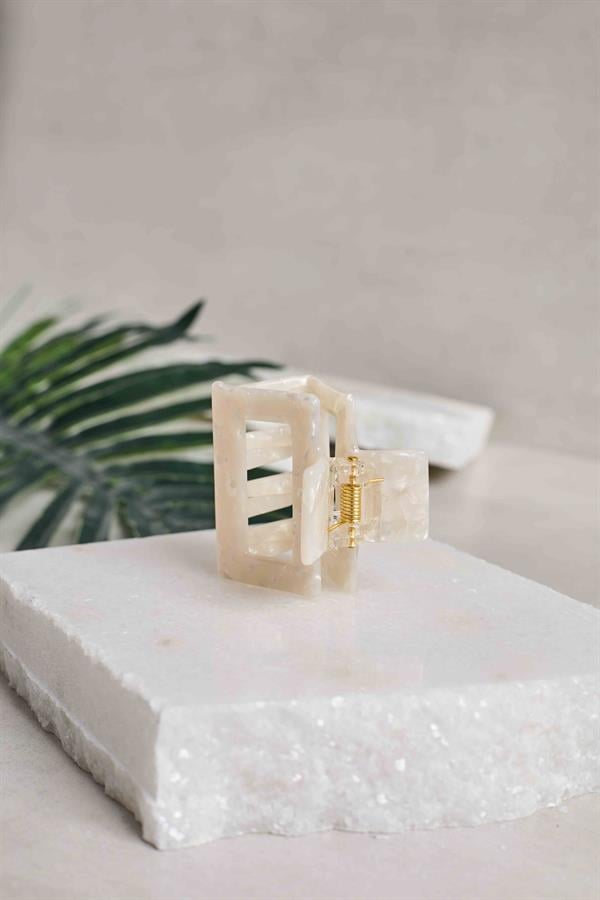 Rectangle Midi Pearlescent Acetate Claw