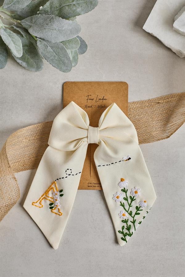 A Embroidered Bee Bow Tie