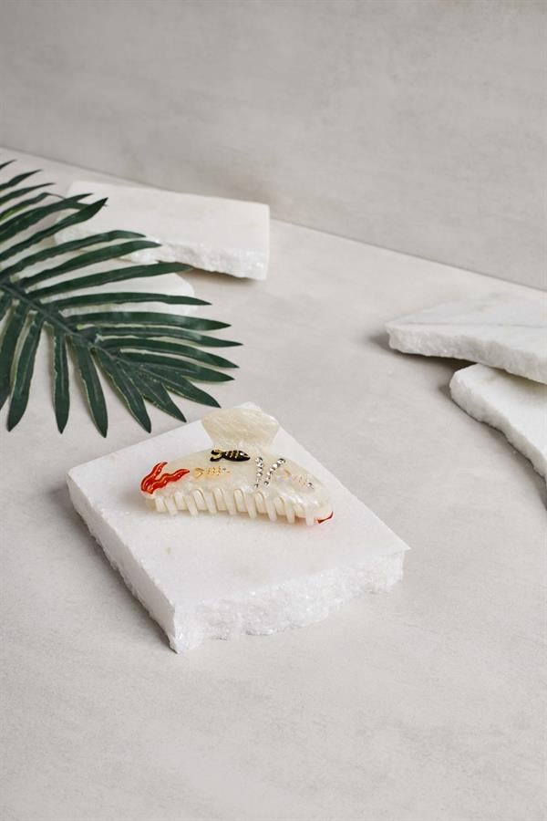 White Claw with Fish