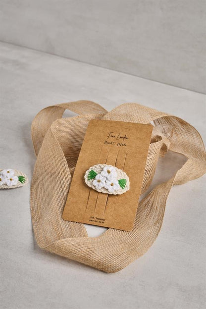 Wreath Cream Crochet Clips