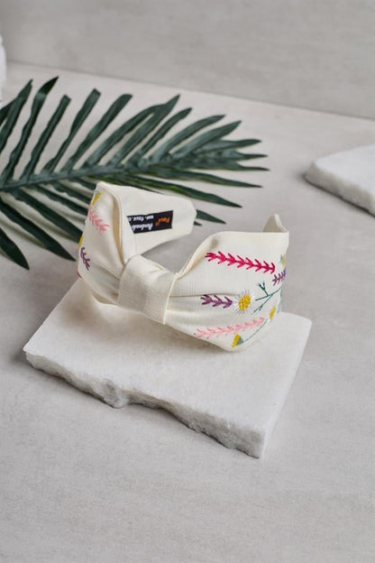 Daisy Embroidery Headband White