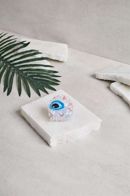 Veined Eye Blue Claw