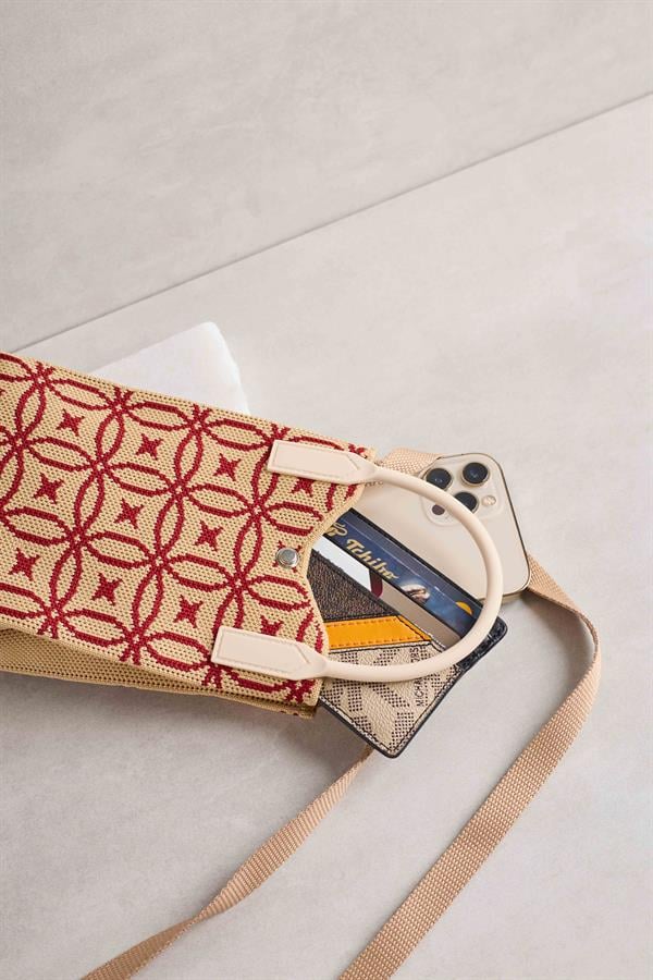Geometric Pattern Knitted Bag