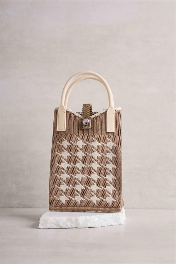 Brown Crow's Foot Bag