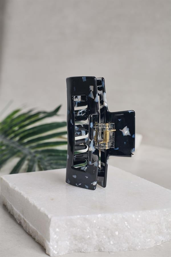 L Rectangular Black Acetate Claw