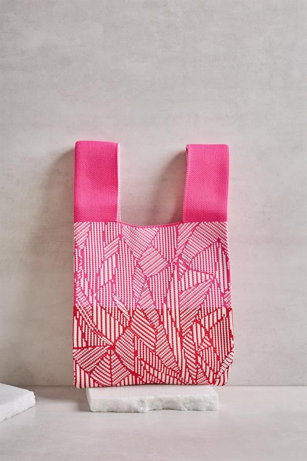 Pink Geometric Pattern Knitted Tote Bag