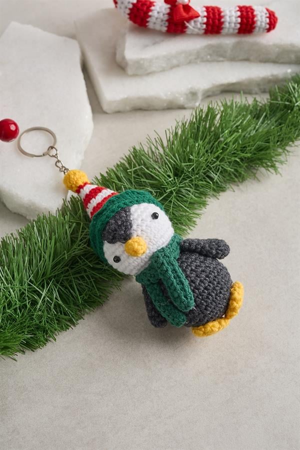 Penguin Knitted Keychain