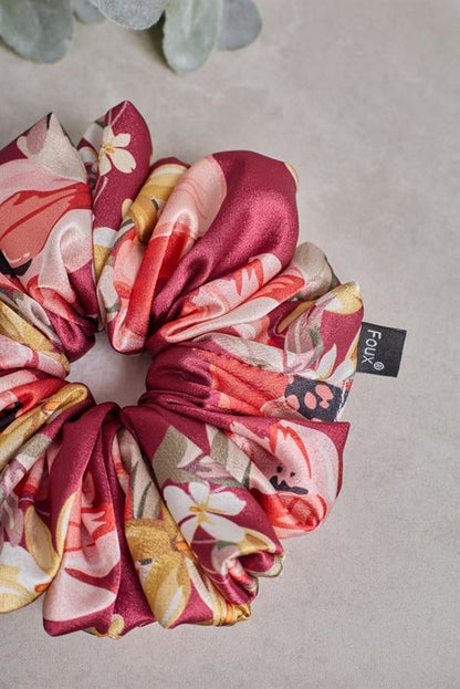 Royal Garden Plea Drawstring Scrunchie