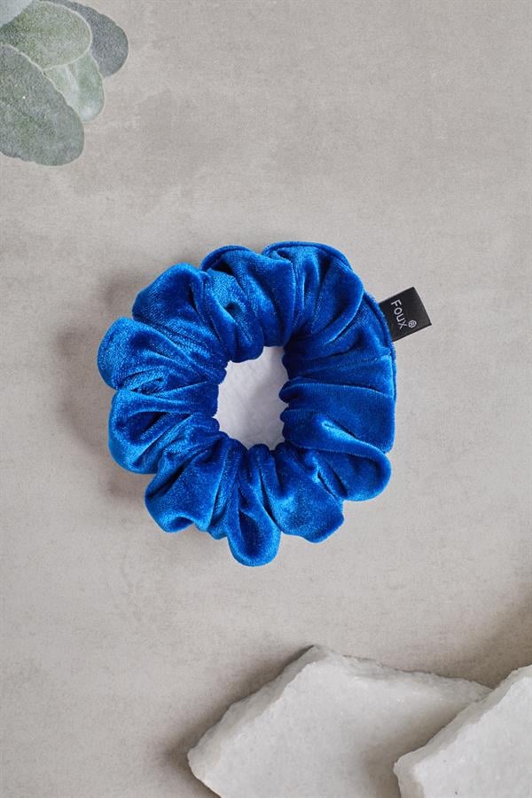 Saks Velvet Small Scrunchie