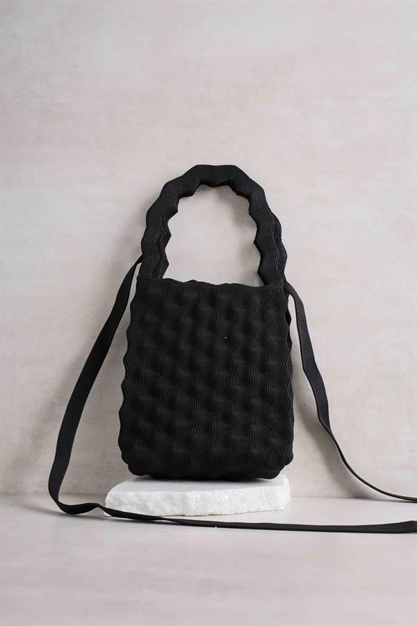 Black Bubble Knitted Bag