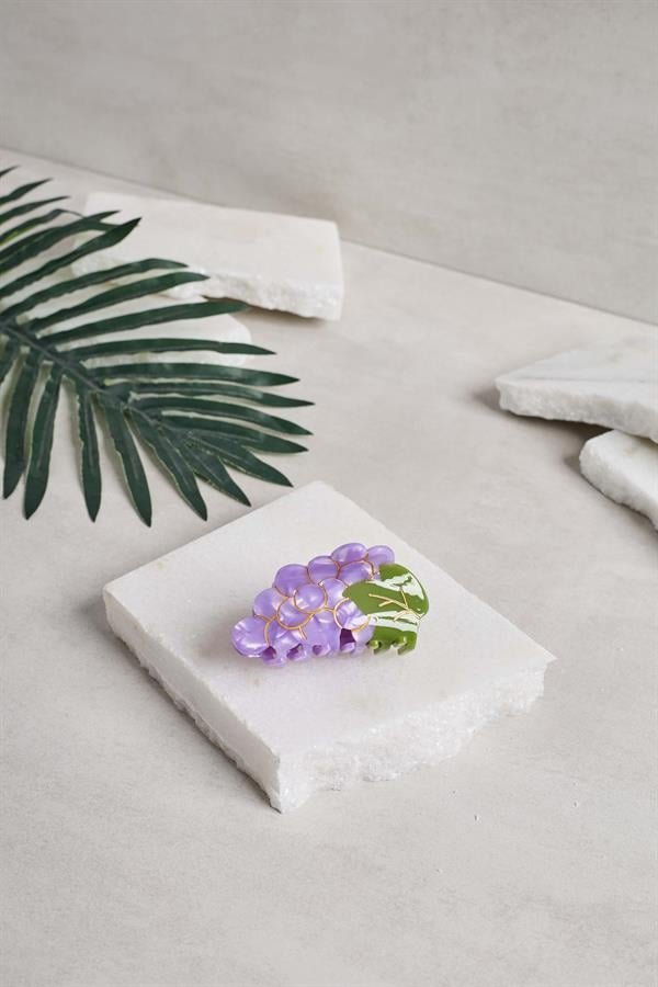 Unique Acetate Claws